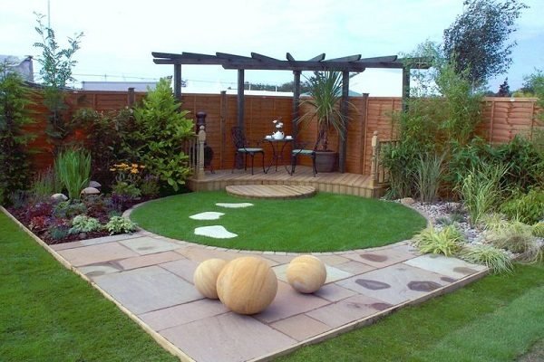 Small-garden-landscaping-ideas